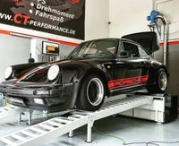 1986er Porsche auf dem Motorenprüfstand